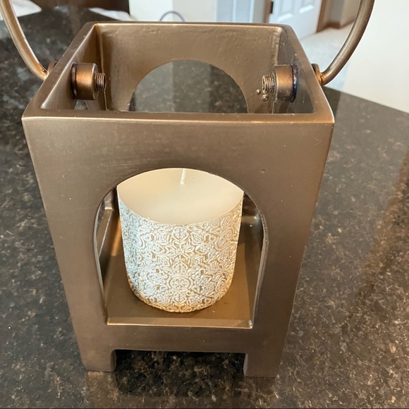 New Pottery Barn Danika Handcrafted Brass Lantern, Muted Gold Candle Holder, NWT - Picture 16 of 16